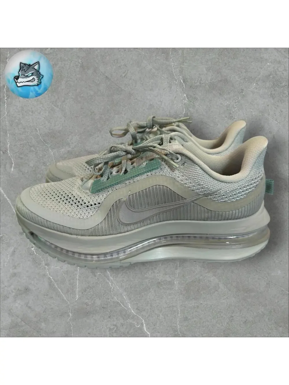 Nike Air Zoom Pegasus Premium Mens‎ Size 5 Green Athletic Sneakers HQ2592-300